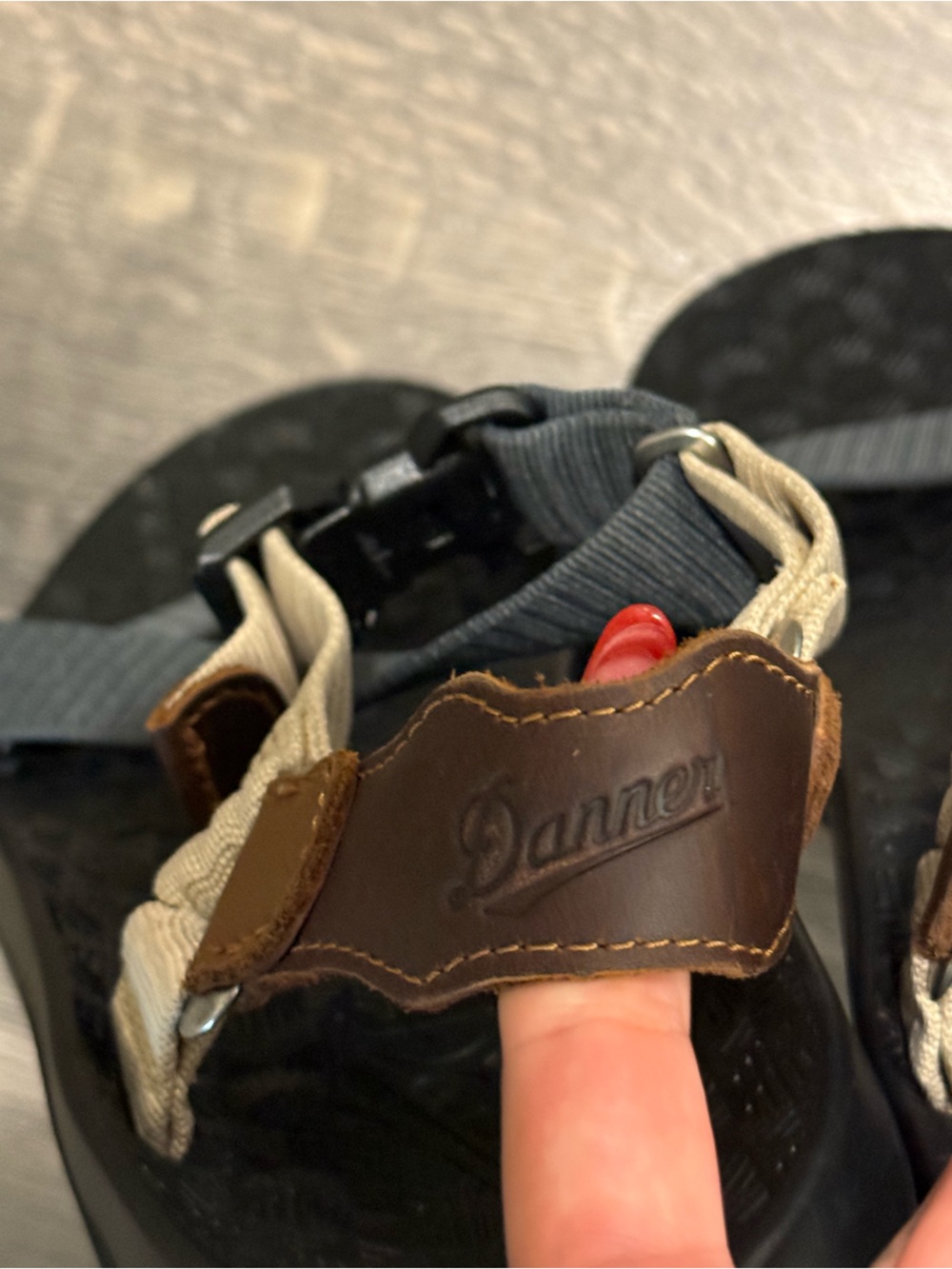 Danner Men's Wallowa Outdoor Sandals - Gray & Tan - Picture 5 of 7